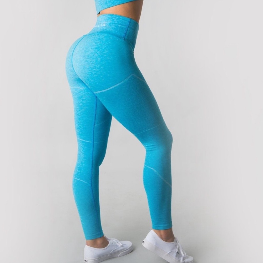Alphalete r6 revival leggings in cayman blue